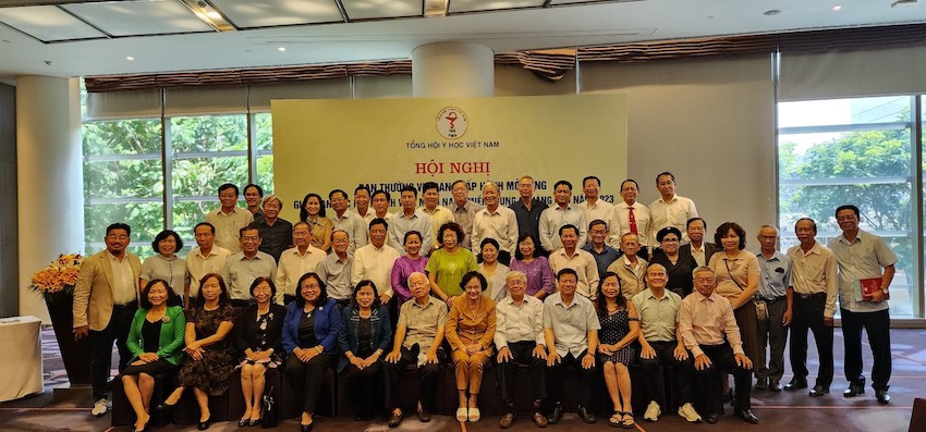 Tham dự Hội nghị Ban Thường vụ, Ban Chấp hành, Giao ban 6 tháng đầu năm 2023 do Tổng hội Y học Việt Nam tổ chức